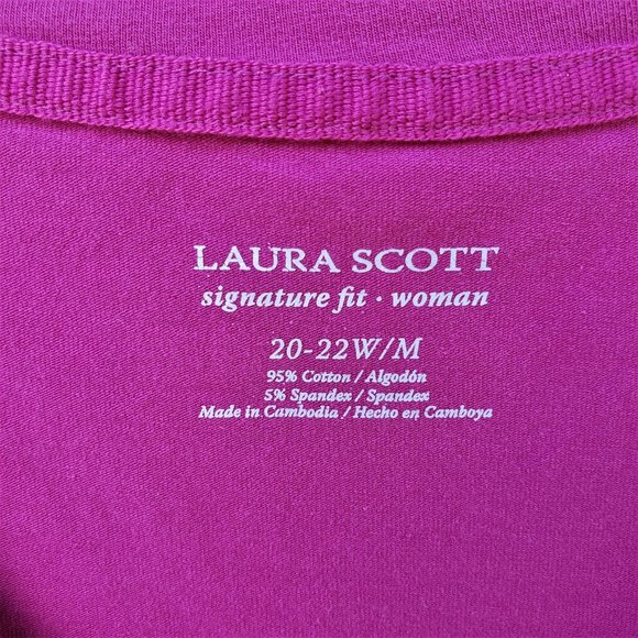 Laura Scott 3/4 sleeve tee - Picture 2 of 3